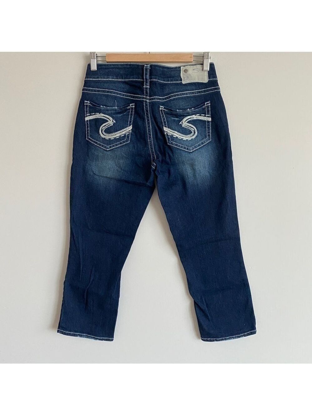SILVER SUKI Mid Capri Jeans Dark Wash Size 28x22.5